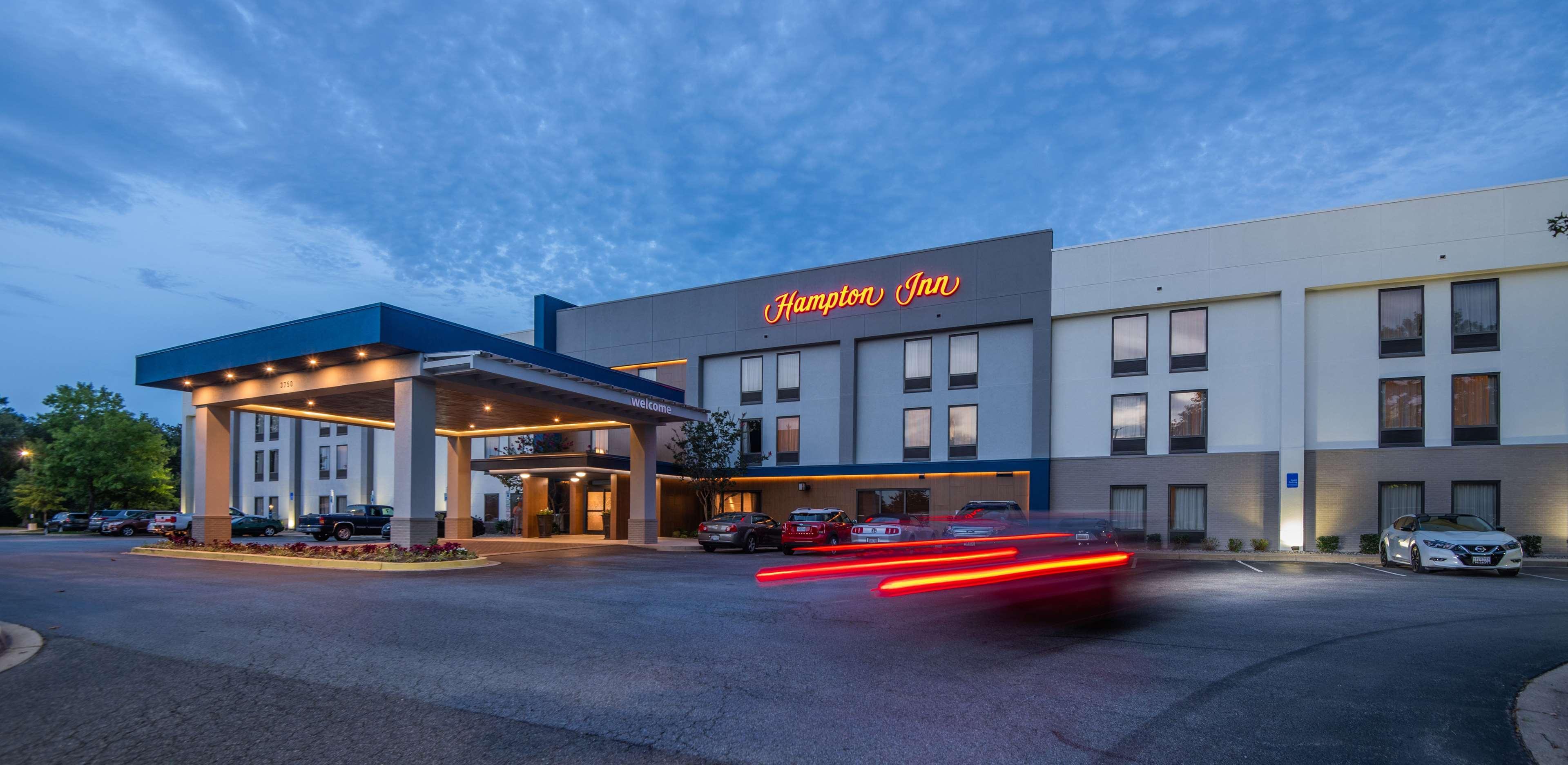 Hampton Inn Waldorf Ngoại thất bức ảnh
