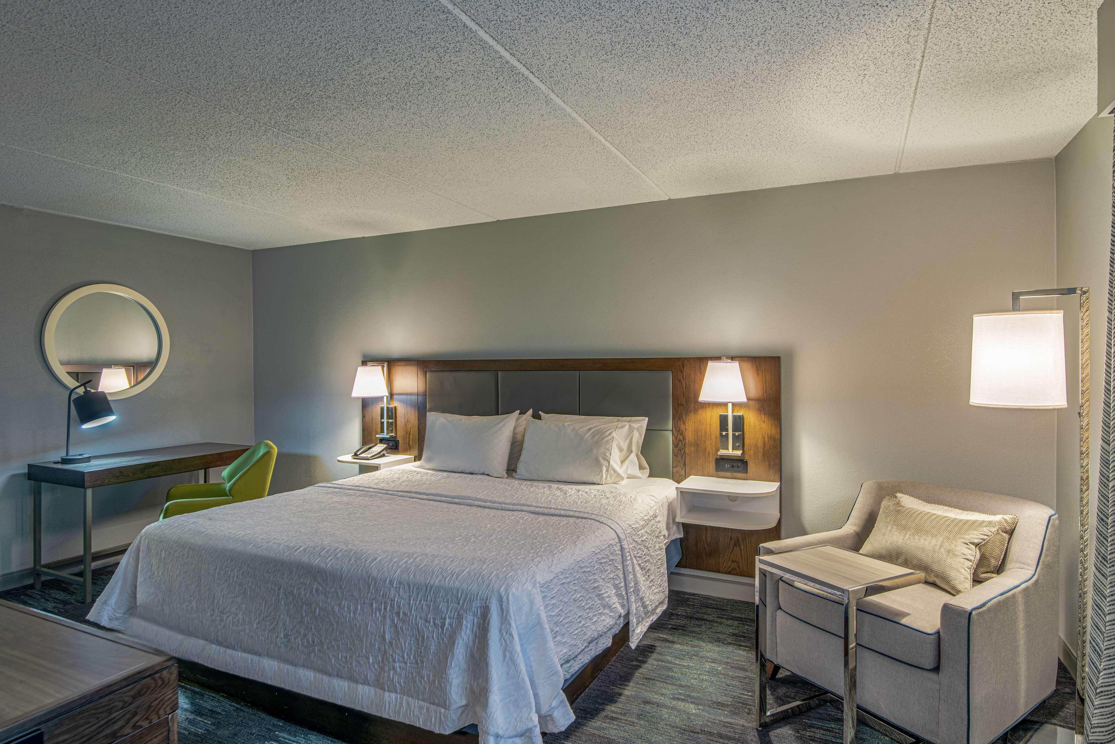 Hampton Inn Waldorf Ngoại thất bức ảnh